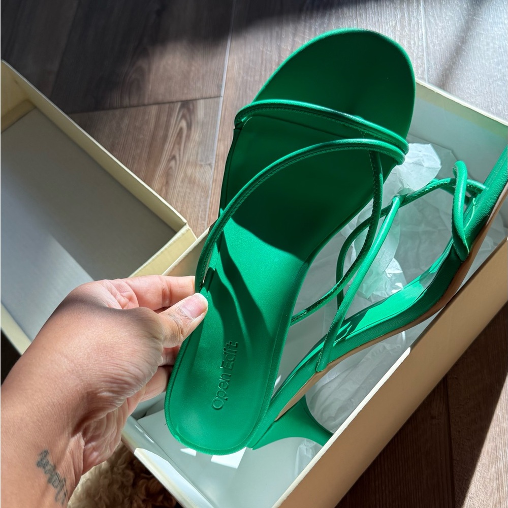 Open edit green vibrant heels